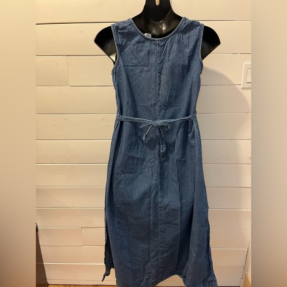VANITY FAIR – Embroidered Denim Dress – Size 16 - Picture 2 of 10